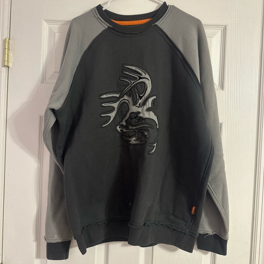 Legendary Whitetails Men’s Two tone Crewneck Sweater